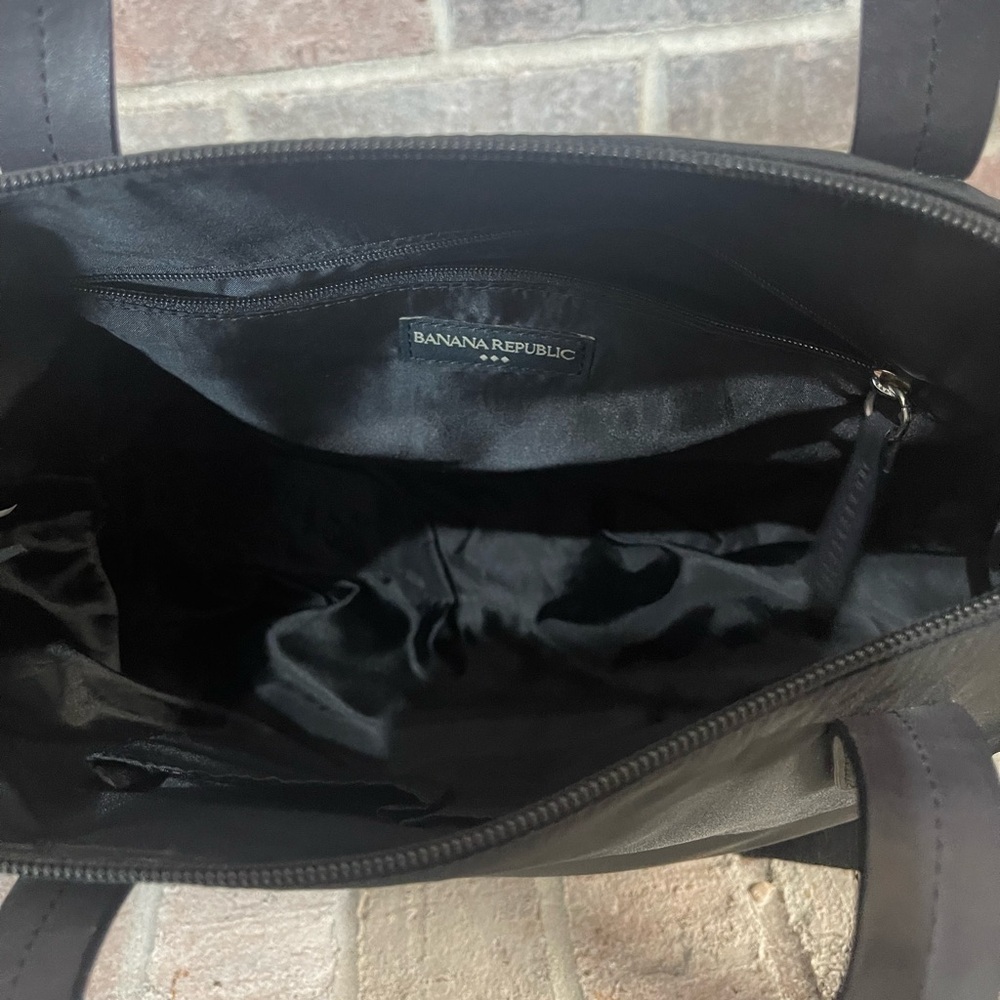 Banana Republic Elegant Black Tote - Picture 9 of 10